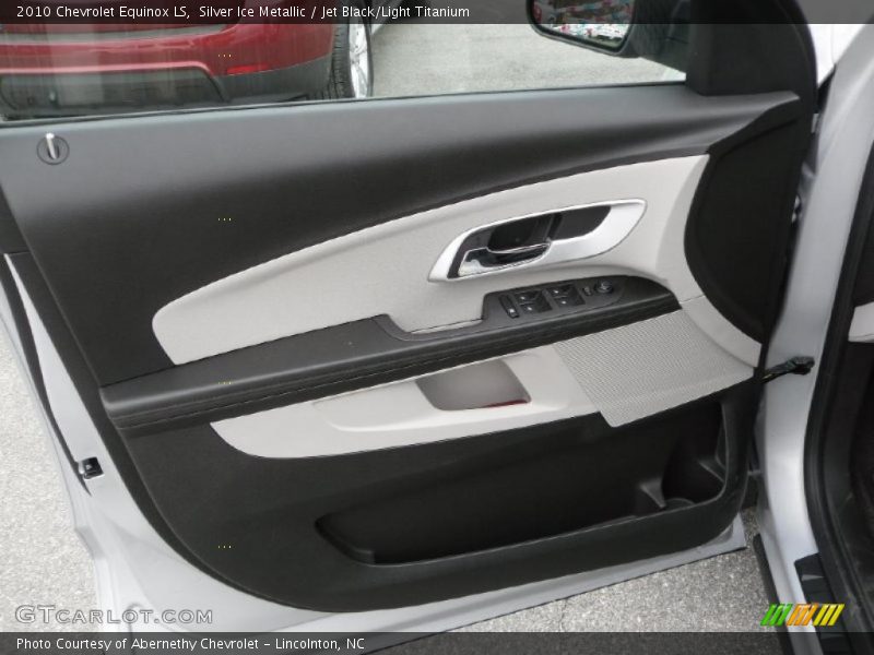 Silver Ice Metallic / Jet Black/Light Titanium 2010 Chevrolet Equinox LS