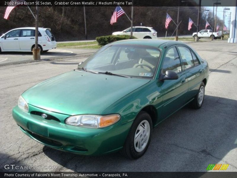 Grabber Green Metallic / Medium Prairie Tan 2002 Ford Escort SE Sedan