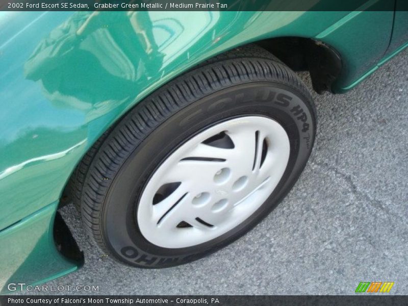 Grabber Green Metallic / Medium Prairie Tan 2002 Ford Escort SE Sedan