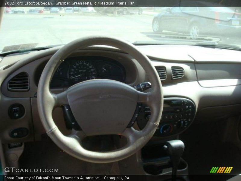 Grabber Green Metallic / Medium Prairie Tan 2002 Ford Escort SE Sedan