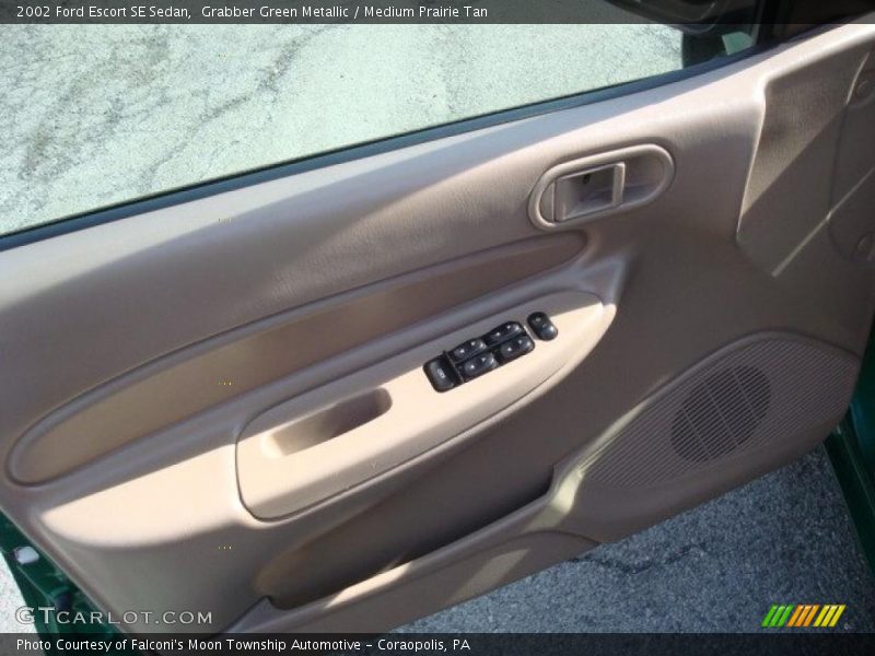 Grabber Green Metallic / Medium Prairie Tan 2002 Ford Escort SE Sedan