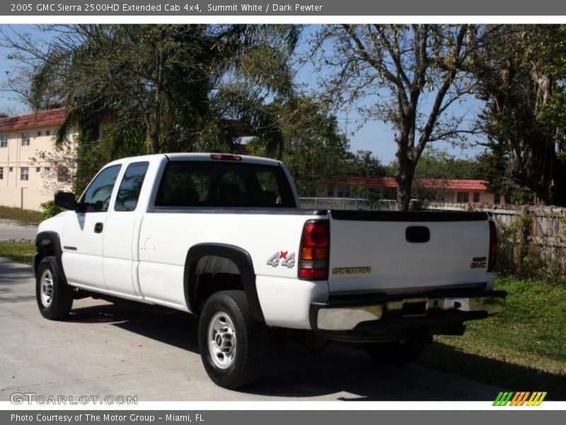 Summit White / Dark Pewter 2005 GMC Sierra 2500HD Extended Cab 4x4