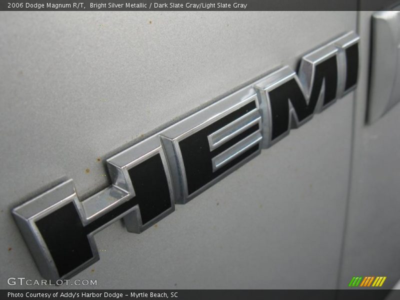 Bright Silver Metallic / Dark Slate Gray/Light Slate Gray 2006 Dodge Magnum R/T