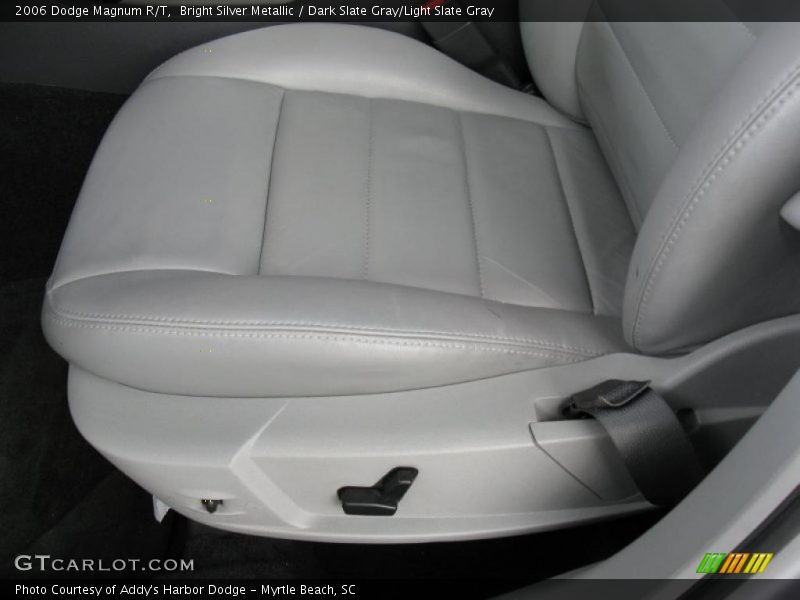 Bright Silver Metallic / Dark Slate Gray/Light Slate Gray 2006 Dodge Magnum R/T