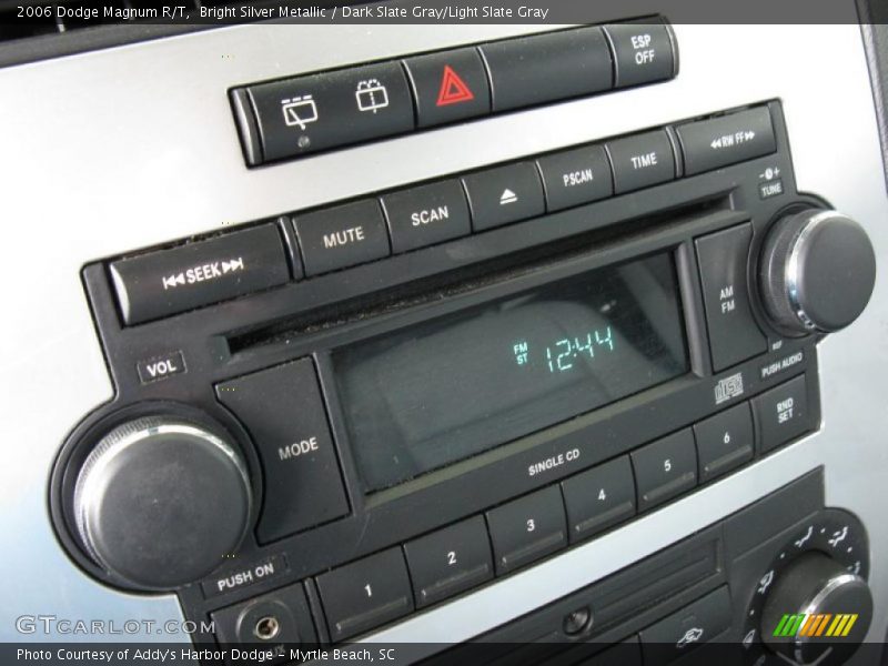Bright Silver Metallic / Dark Slate Gray/Light Slate Gray 2006 Dodge Magnum R/T