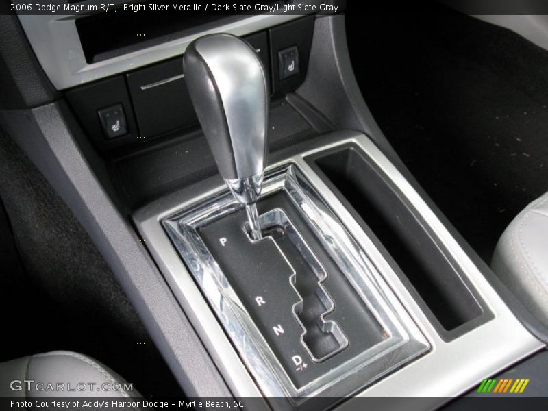 Bright Silver Metallic / Dark Slate Gray/Light Slate Gray 2006 Dodge Magnum R/T