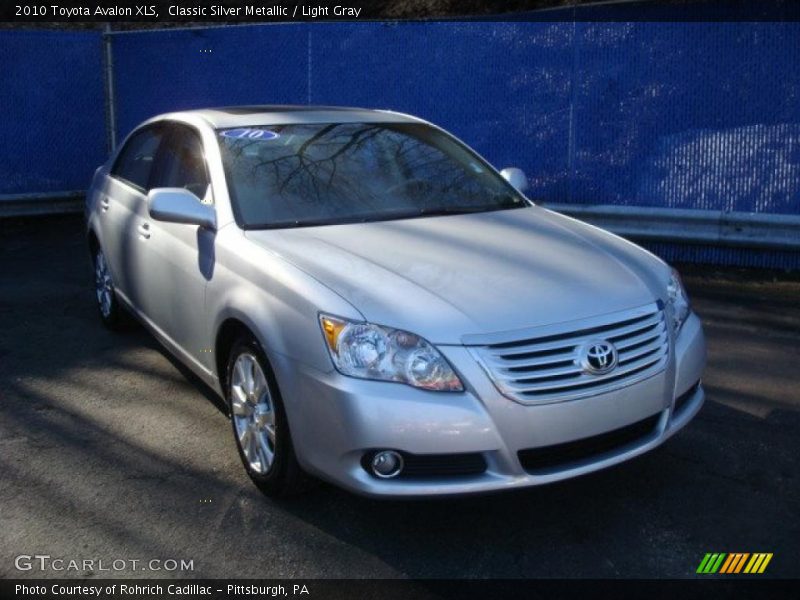 Classic Silver Metallic / Light Gray 2010 Toyota Avalon XLS