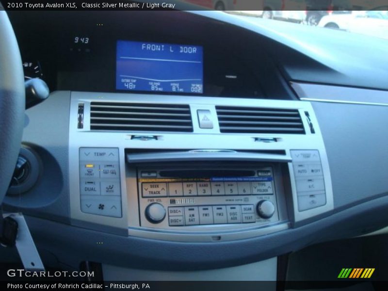 Classic Silver Metallic / Light Gray 2010 Toyota Avalon XLS