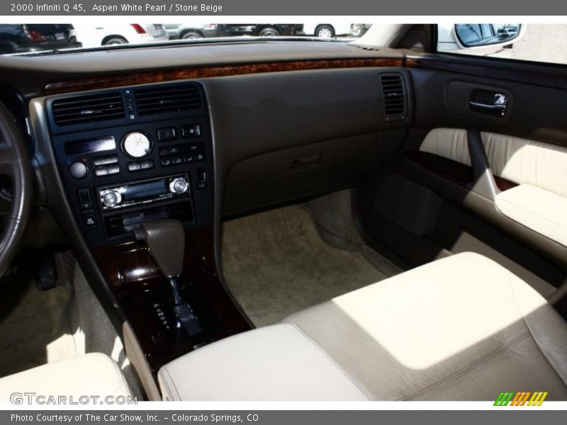 Aspen White Pearl / Stone Beige 2000 Infiniti Q 45