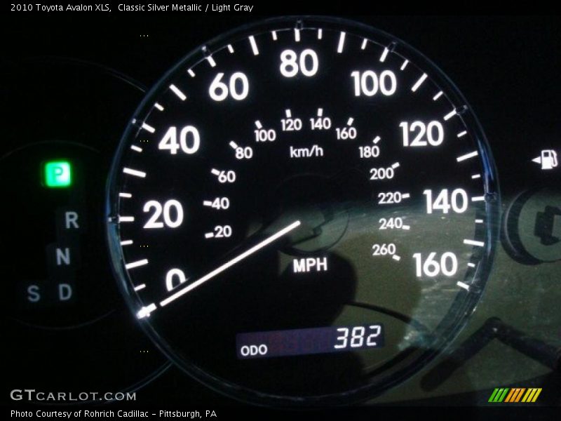 Classic Silver Metallic / Light Gray 2010 Toyota Avalon XLS