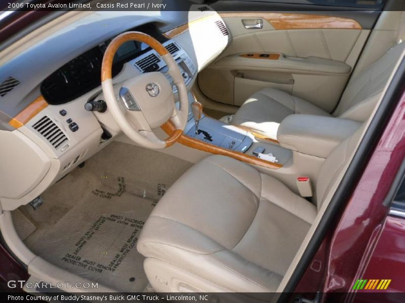 Cassis Red Pearl / Ivory 2006 Toyota Avalon Limited