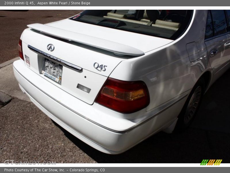 Aspen White Pearl / Stone Beige 2000 Infiniti Q 45