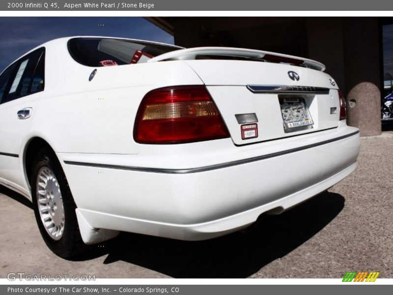 Aspen White Pearl / Stone Beige 2000 Infiniti Q 45