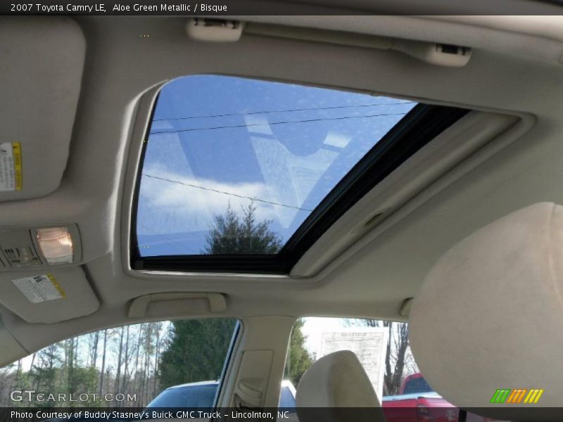 Aloe Green Metallic / Bisque 2007 Toyota Camry LE