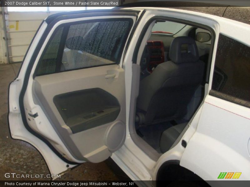 Stone White / Pastel Slate Gray/Red 2007 Dodge Caliber SXT
