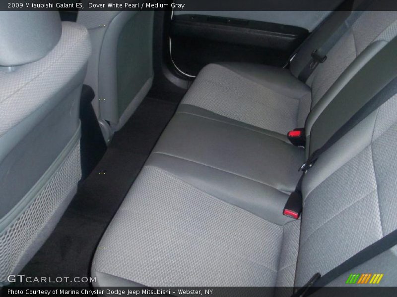 Dover White Pearl / Medium Gray 2009 Mitsubishi Galant ES