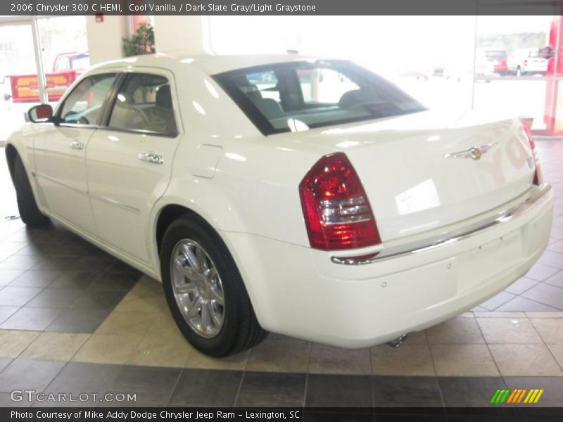 Cool Vanilla / Dark Slate Gray/Light Graystone 2006 Chrysler 300 C HEMI
