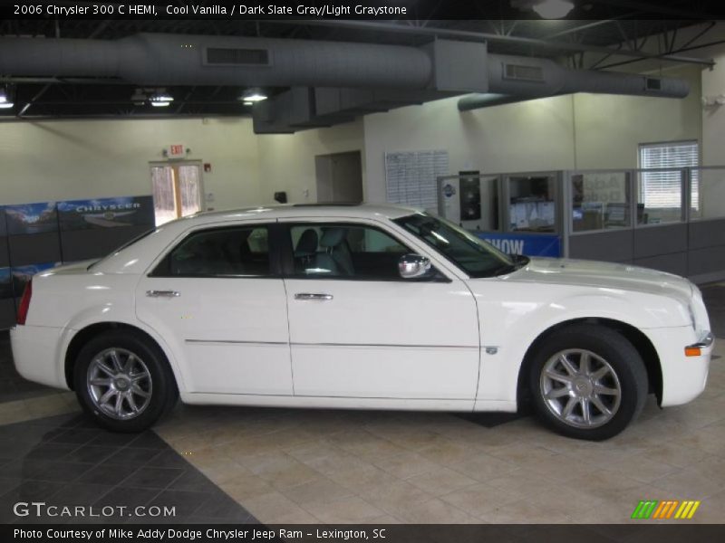 Cool Vanilla / Dark Slate Gray/Light Graystone 2006 Chrysler 300 C HEMI