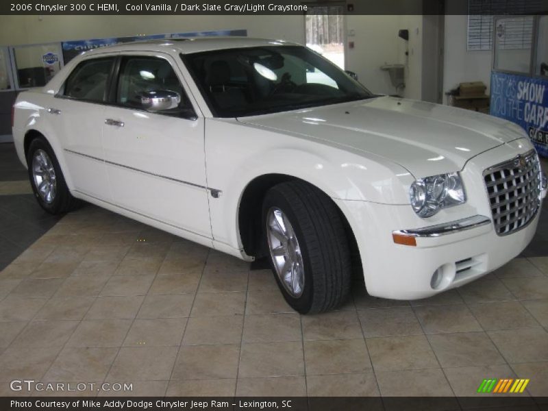 Cool Vanilla / Dark Slate Gray/Light Graystone 2006 Chrysler 300 C HEMI