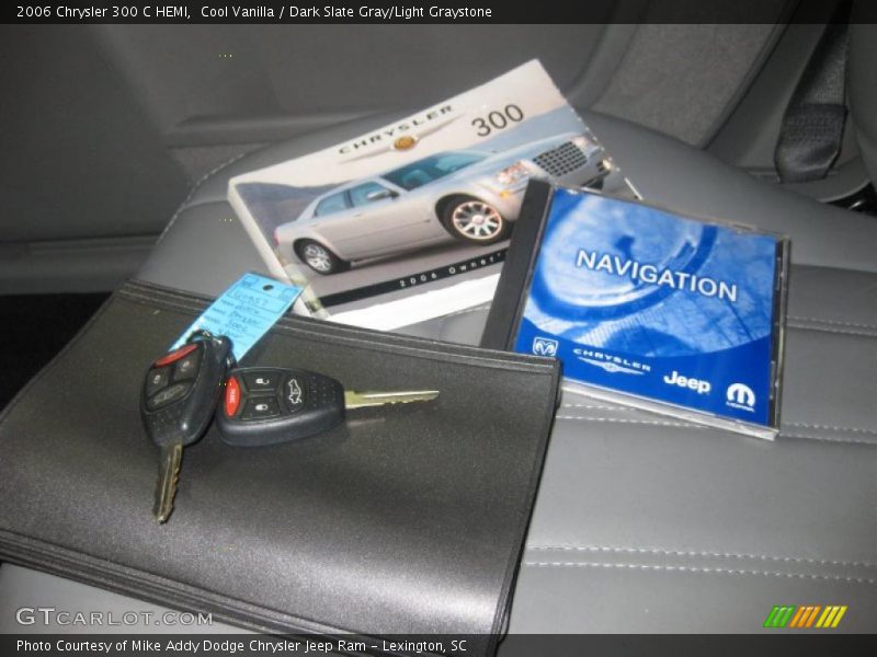 Cool Vanilla / Dark Slate Gray/Light Graystone 2006 Chrysler 300 C HEMI