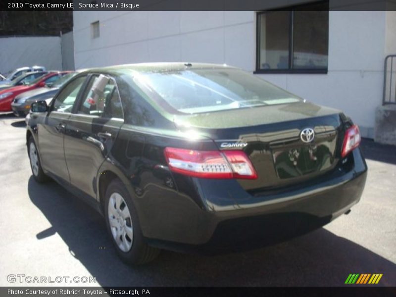 Spruce Mica / Bisque 2010 Toyota Camry LE