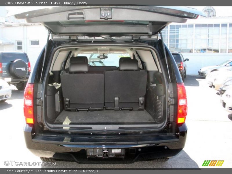 Black / Ebony 2009 Chevrolet Suburban LT 4x4