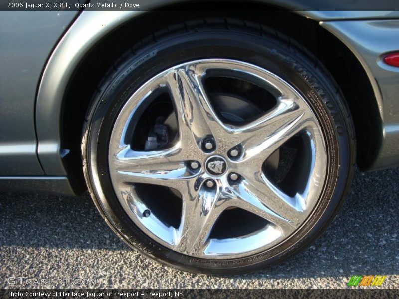 Quartz Metallic / Dove 2006 Jaguar XJ XJ8 L