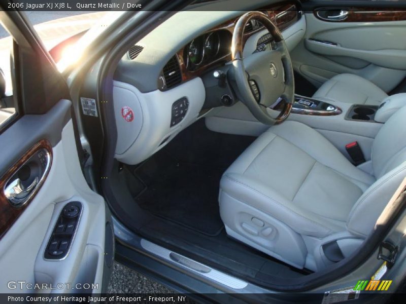 Quartz Metallic / Dove 2006 Jaguar XJ XJ8 L