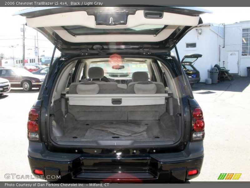 Black / Light Gray 2006 Chevrolet TrailBlazer LS 4x4