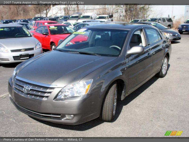 Phantom Gray Pearl / Light Gray 2007 Toyota Avalon XLS
