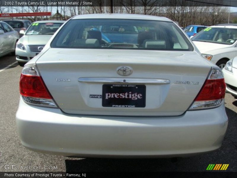 Lunar Mist Metallic / Stone 2002 Toyota Camry LE