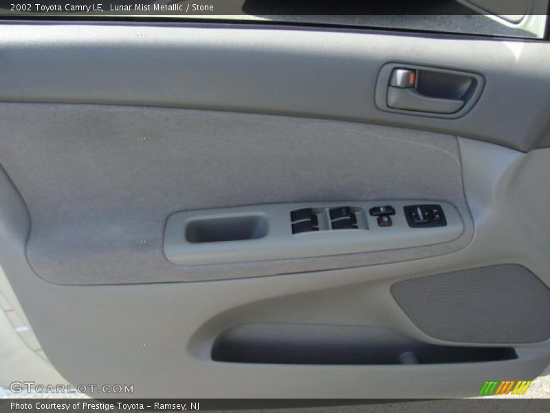 Lunar Mist Metallic / Stone 2002 Toyota Camry LE