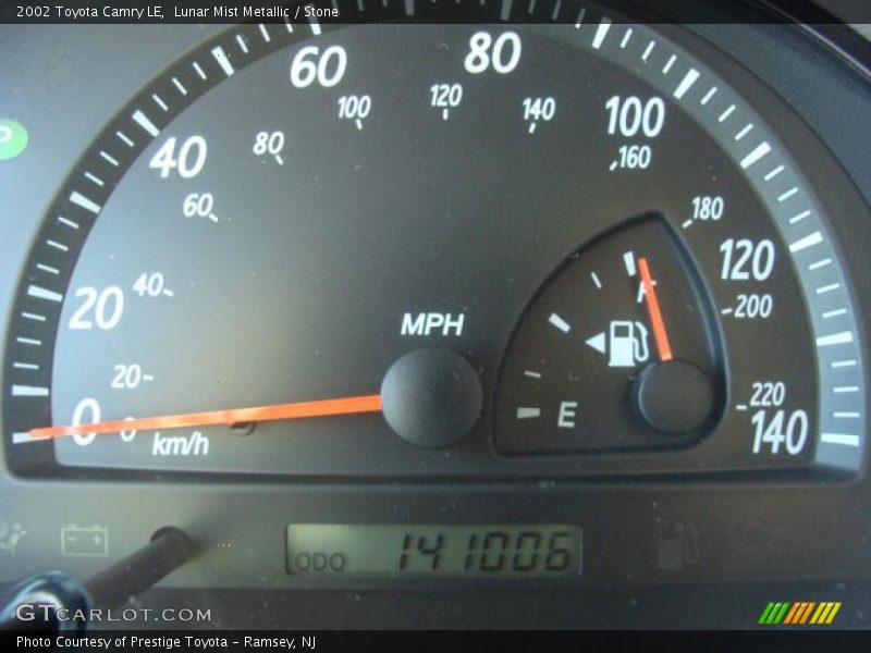 Lunar Mist Metallic / Stone 2002 Toyota Camry LE