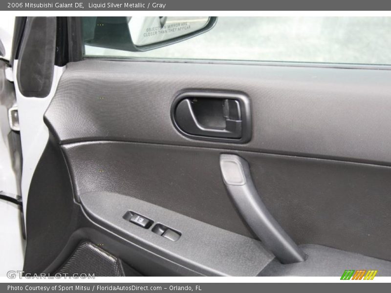 Liquid Silver Metallic / Gray 2006 Mitsubishi Galant DE