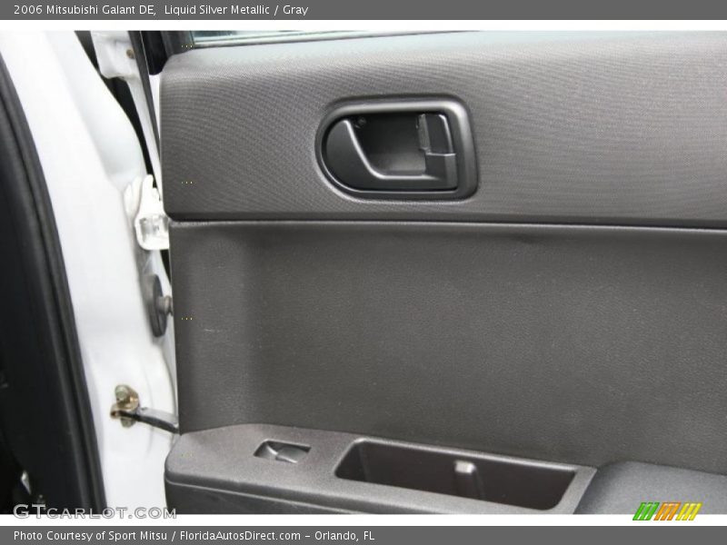 Liquid Silver Metallic / Gray 2006 Mitsubishi Galant DE