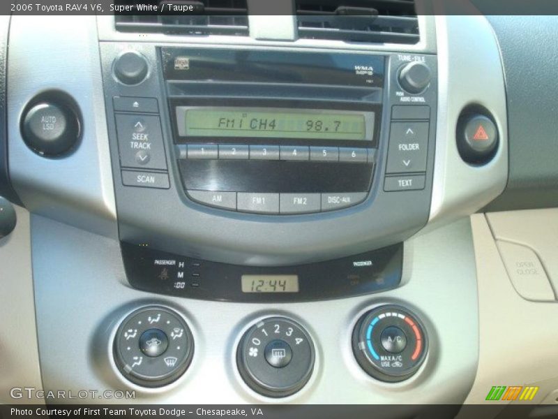 Super White / Taupe 2006 Toyota RAV4 V6