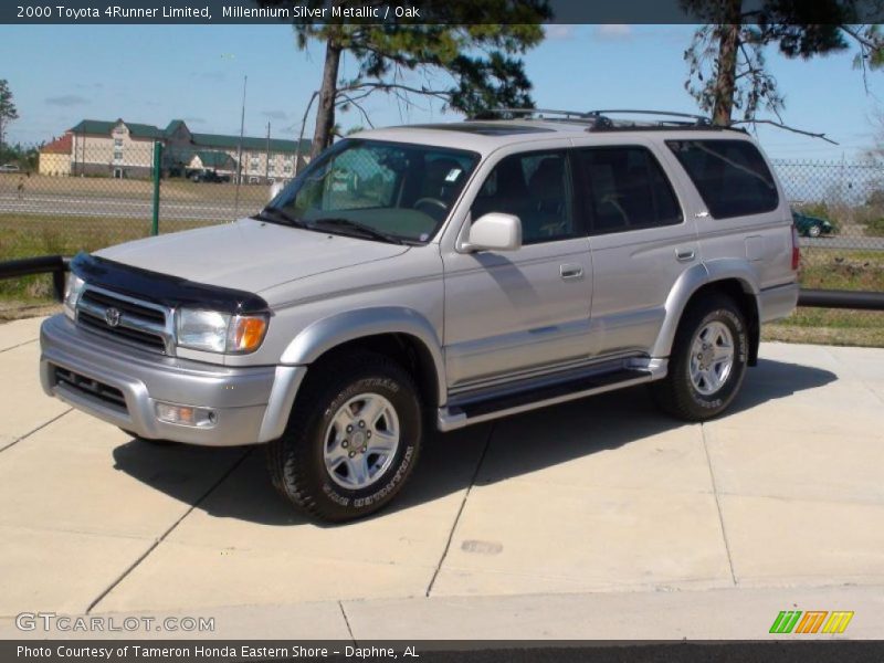 Millennium Silver Metallic / Oak 2000 Toyota 4Runner Limited