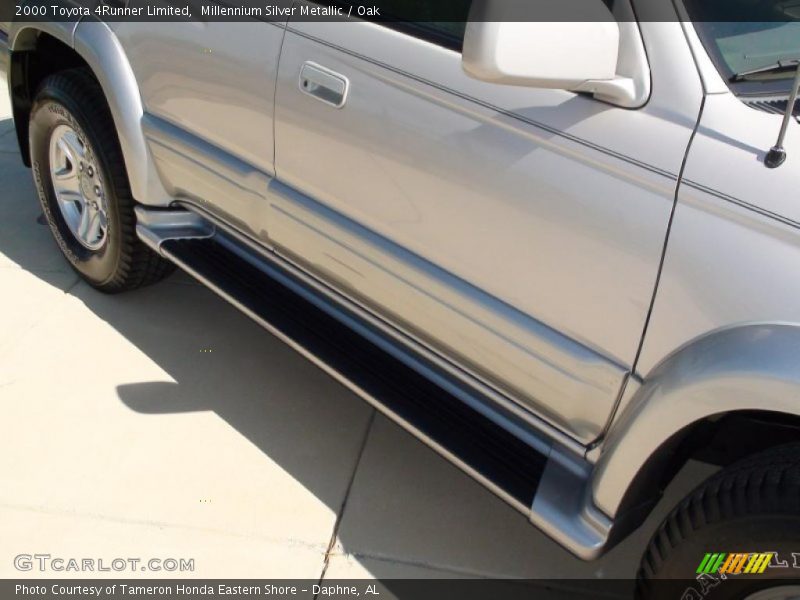 Millennium Silver Metallic / Oak 2000 Toyota 4Runner Limited