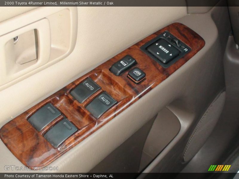 Millennium Silver Metallic / Oak 2000 Toyota 4Runner Limited