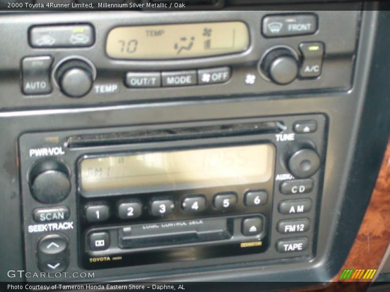 Millennium Silver Metallic / Oak 2000 Toyota 4Runner Limited