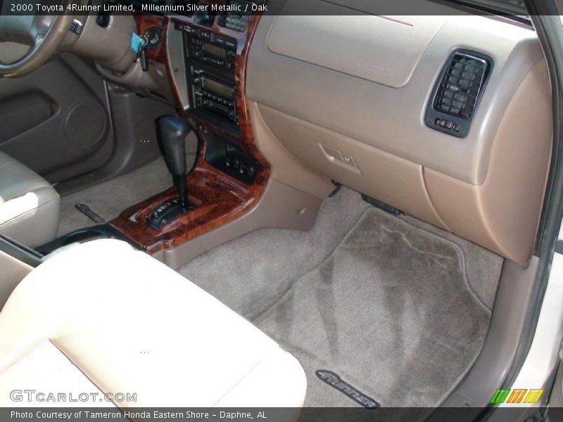 Millennium Silver Metallic / Oak 2000 Toyota 4Runner Limited
