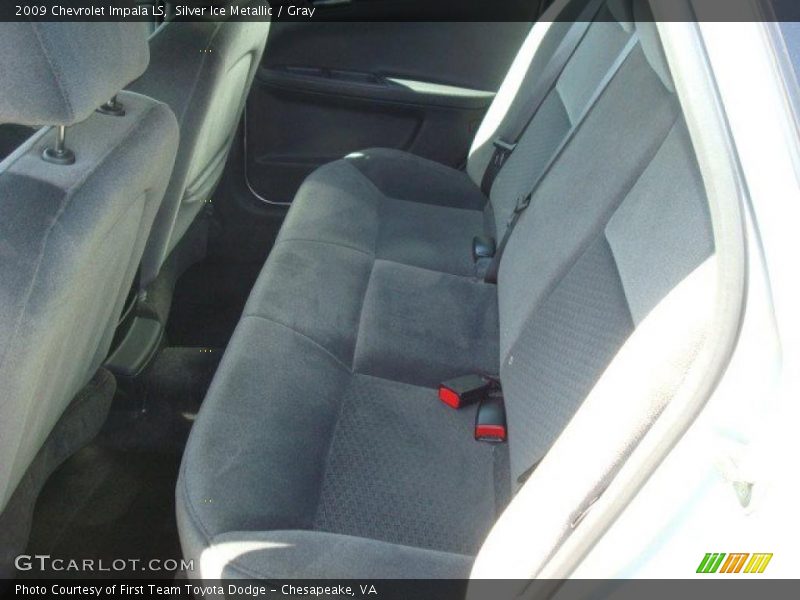 Silver Ice Metallic / Gray 2009 Chevrolet Impala LS