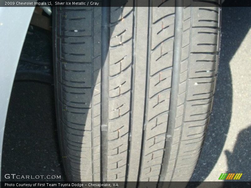 Silver Ice Metallic / Gray 2009 Chevrolet Impala LS