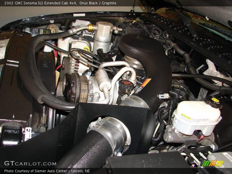 Onyx Black / Graphite 2002 GMC Sonoma SLS Extended Cab 4x4