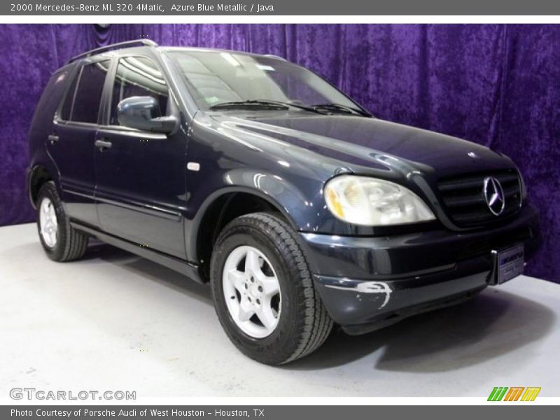 Azure Blue Metallic / Java 2000 Mercedes-Benz ML 320 4Matic