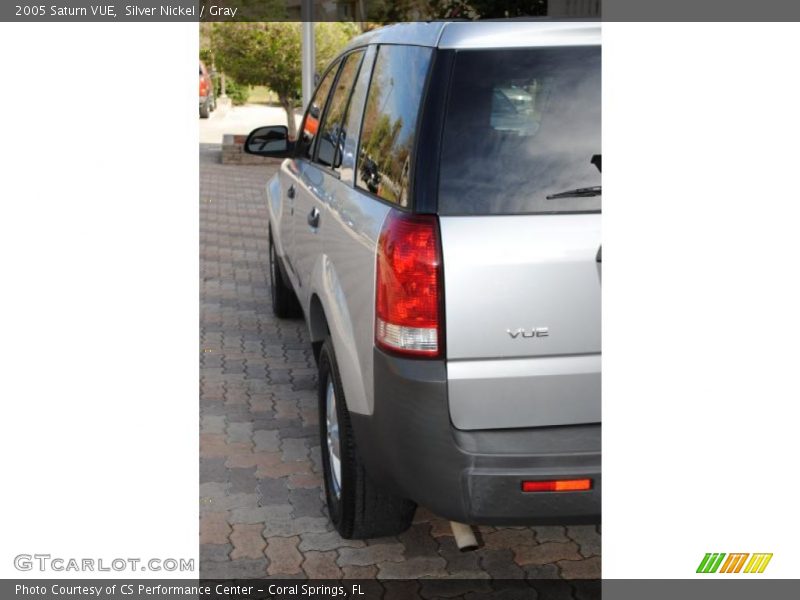 Silver Nickel / Gray 2005 Saturn VUE