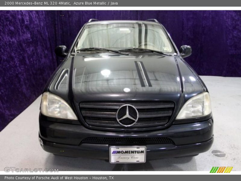 Azure Blue Metallic / Java 2000 Mercedes-Benz ML 320 4Matic