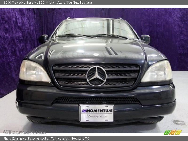 Azure Blue Metallic / Java 2000 Mercedes-Benz ML 320 4Matic