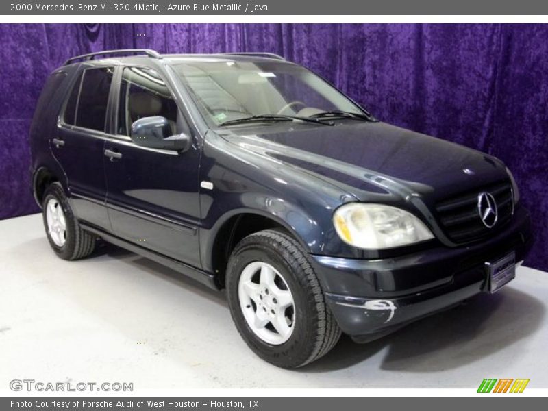 Azure Blue Metallic / Java 2000 Mercedes-Benz ML 320 4Matic