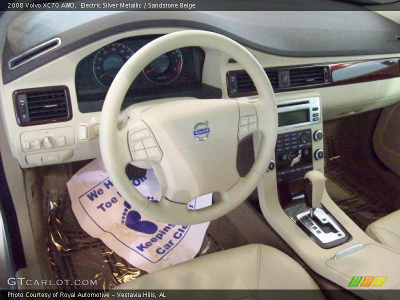 Electric Silver Metallic / Sandstone Beige 2008 Volvo XC70 AWD